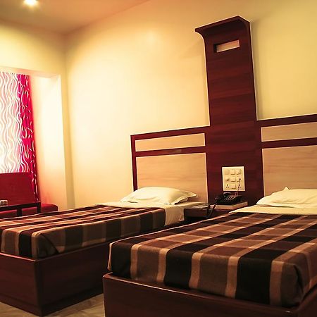 Hotel Supreme Мадурай Экстерьер фото