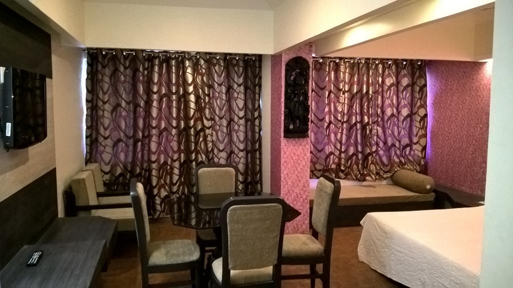 Hotel Supreme Мадурай Экстерьер фото